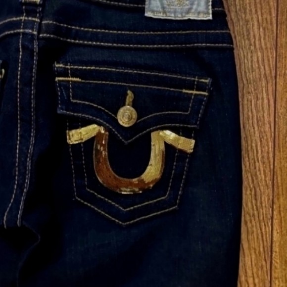 True Religion Denim - New True Religion Dark Wash Jeans With Gold Detailing 33" Inseam